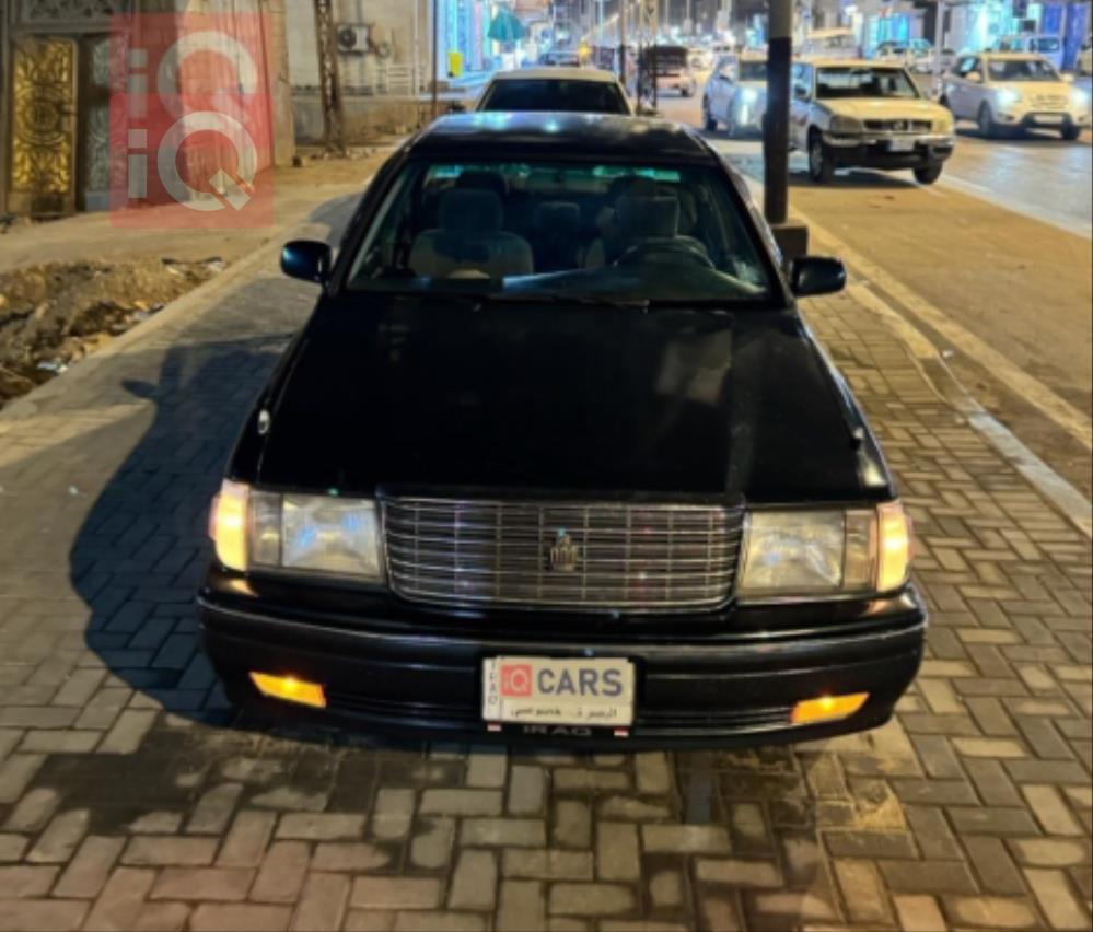 تويوتا كراون